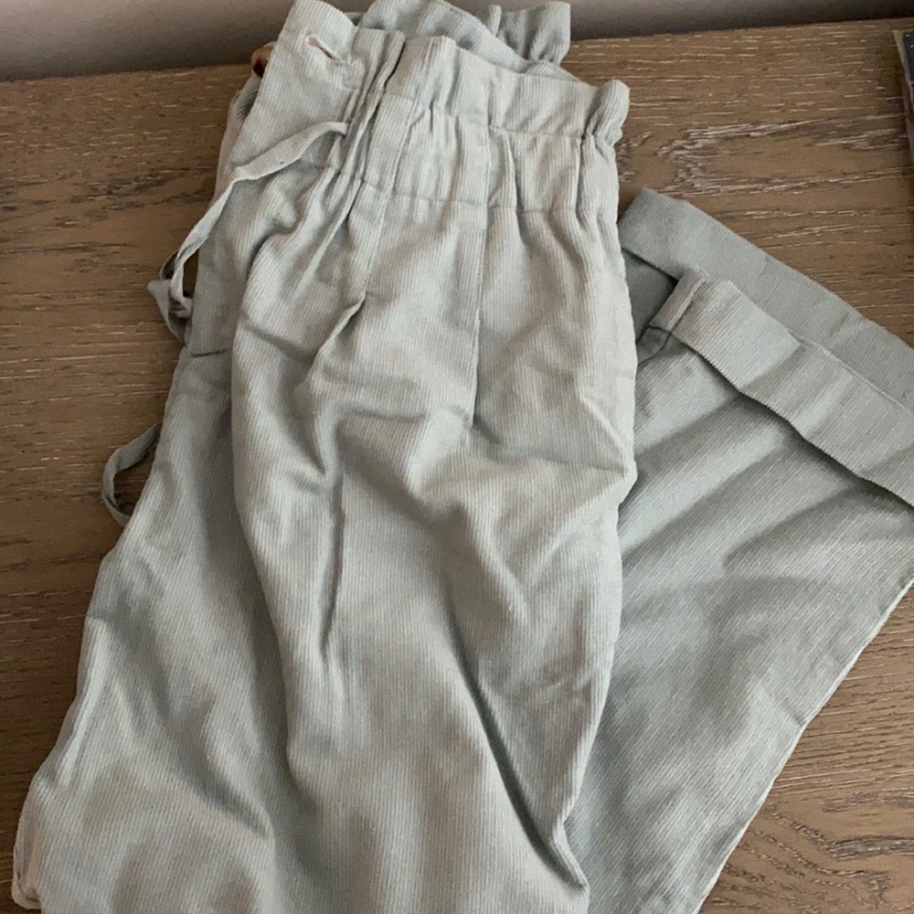 Save green paper bag pants